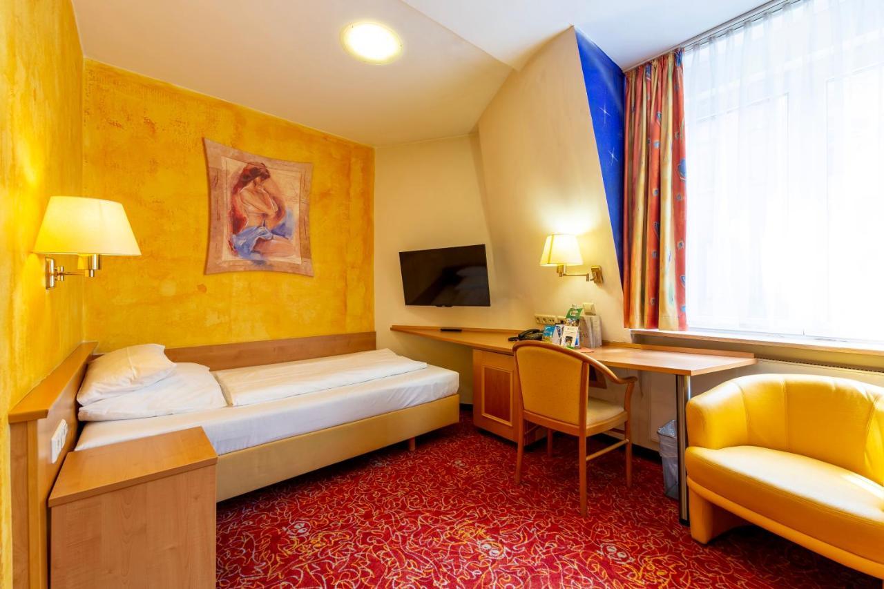 Allvitalis Traumhotel Karlsruhe Extérieur photo